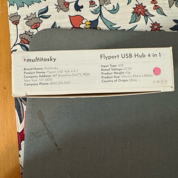 BRAND NEW. USB Extension for computer, laptop, etc. NEVER BEEN USED. - Picture 4 of 5